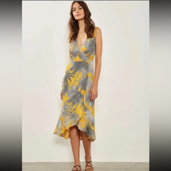 MINT VELVET Clementine Ruffle Wrap Dress
 size US 14 UK 18 - Picture 1 of 12